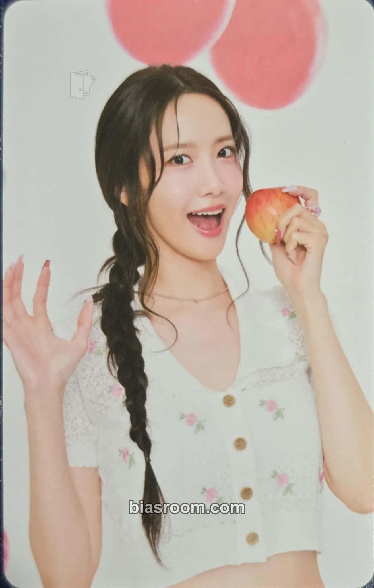 Yoona Season's Greetings 2025 Photocard - Girls' Generation - Girls' Generation K-pop photocard
