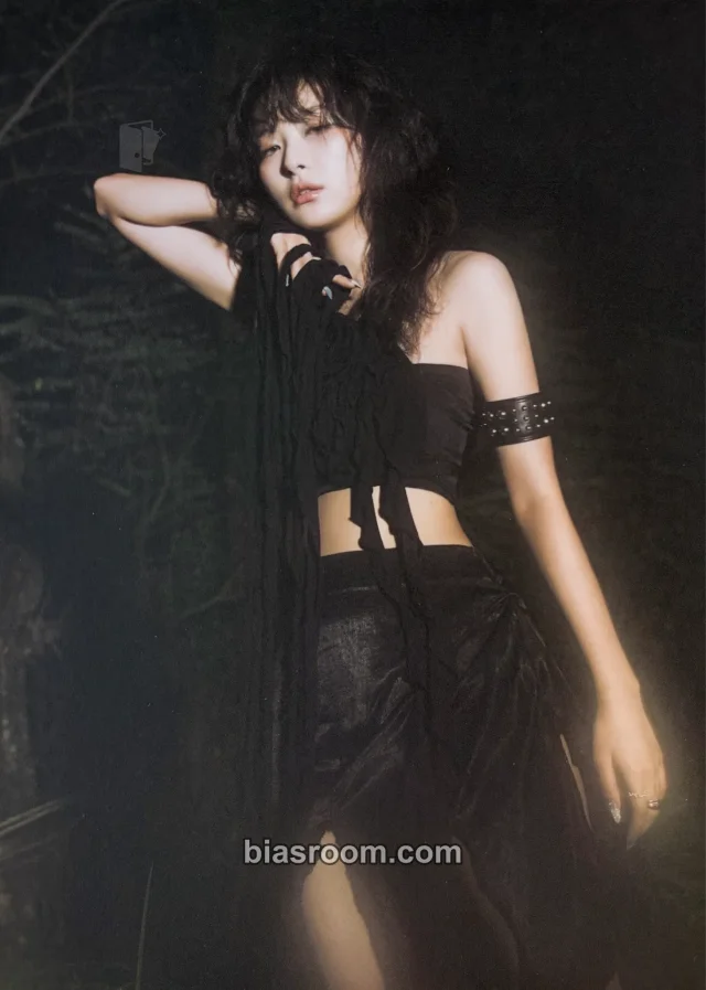 Red Velvet - Seulgi - Chill Kill Album merch inclusion postcard postcard set