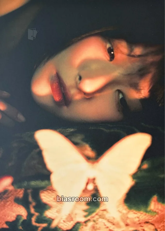 Red Velvet - Seulgi - Chill Kill Album merch inclusion postcard postcard set