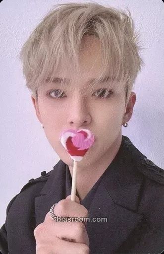 Asahi REBOOT Photocard - TREASURE - TREASURE K-pop photocard
