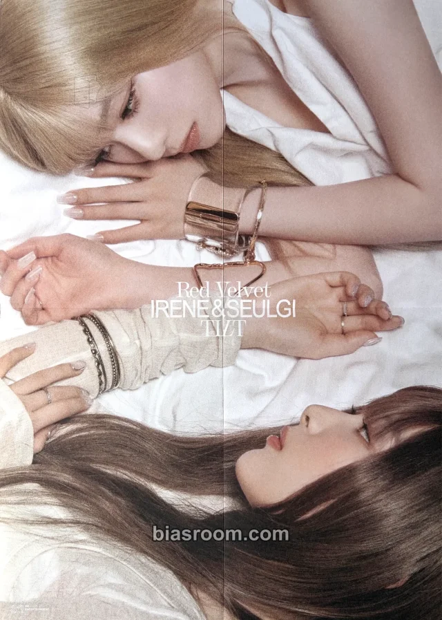 Red Velvet - Irene & Seulgi - Tilt Album photobook version poster album inclusion