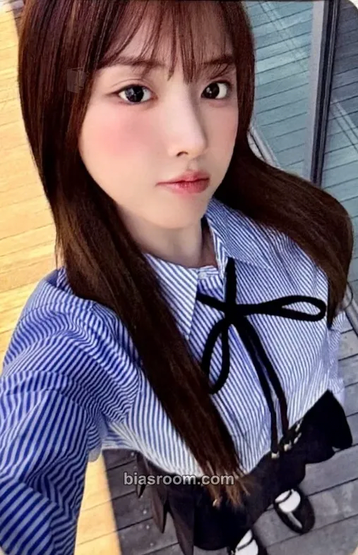 Jiwoo Heavy Serenade Photocard - NMIXX - NMIXX K-pop photocard