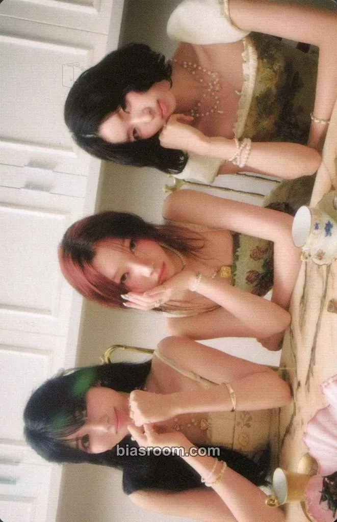 PHASE Photocard - IS:SUE - IS:SUE K-pop photocard