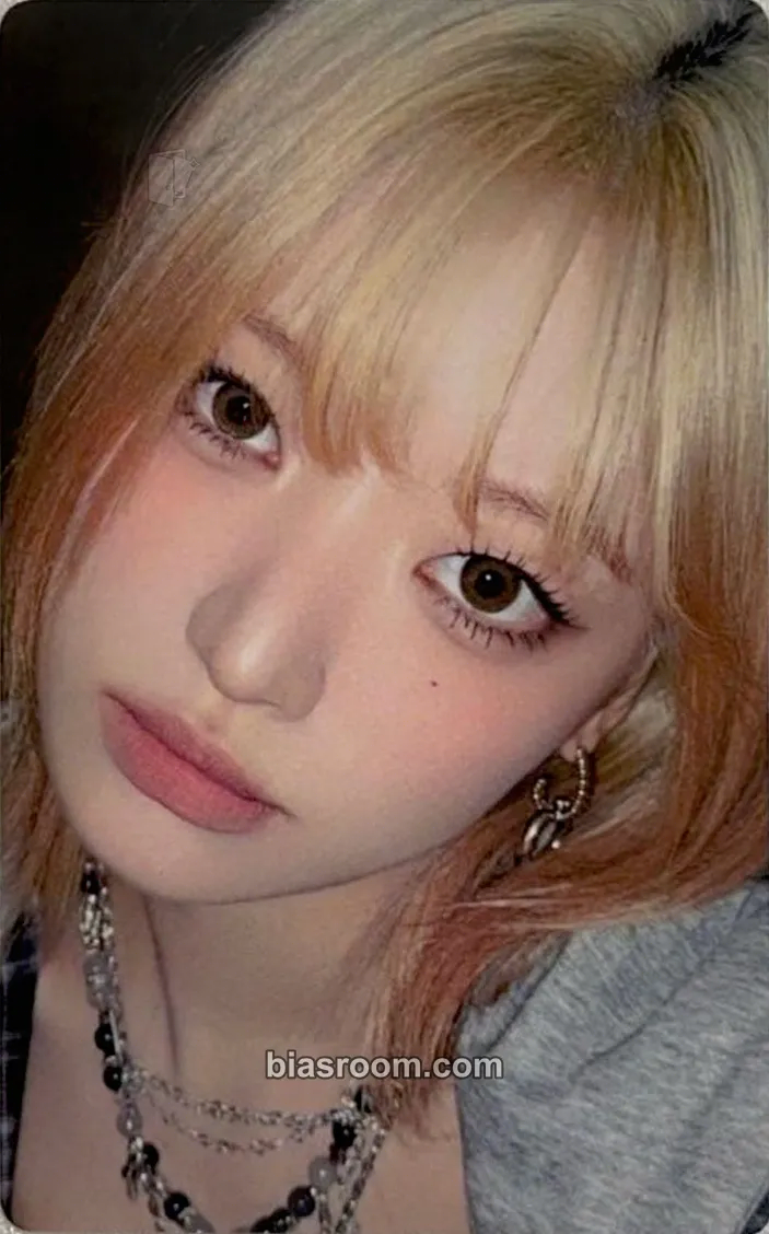 Siyoon appendix: Of All We Have Lost Photocard - Billlie - Billlie K-pop photocard