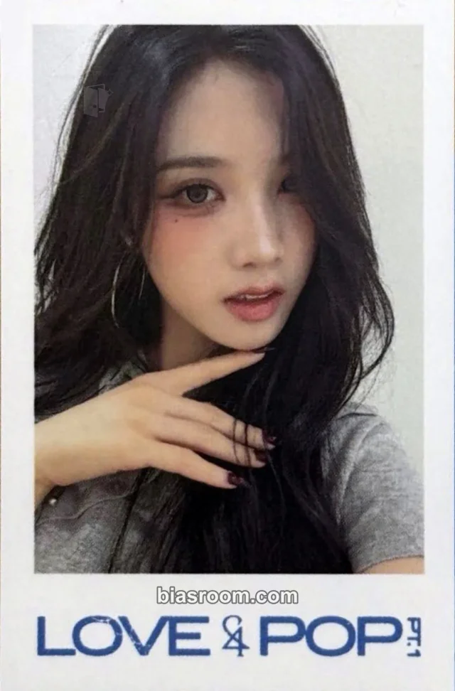 tripleS - Sullin - LOVE&POP pt.1 Album everline fansign round 1 polaroid