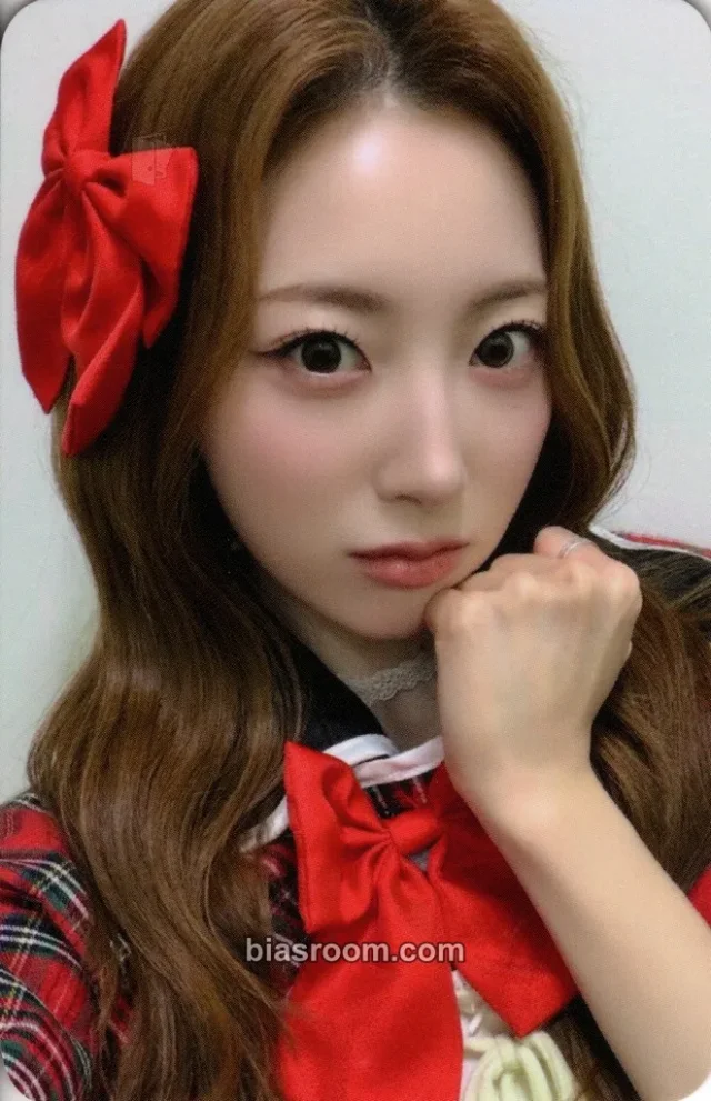 H1-KEY - Riina - Lovechapter Album everline round 4 fansign