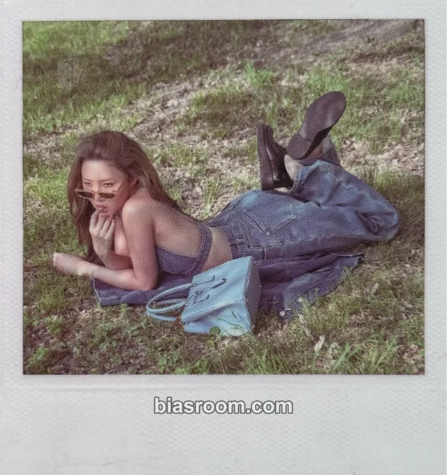 MAMAMOO - Hwasa - 2021 Hwasa's Birthday Ring Other pob (pre-order benefit) bizent non-standard size polaroid