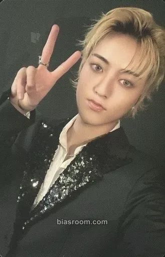 Haruto REBOOT Photocard - TREASURE - TREASURE K-pop photocard