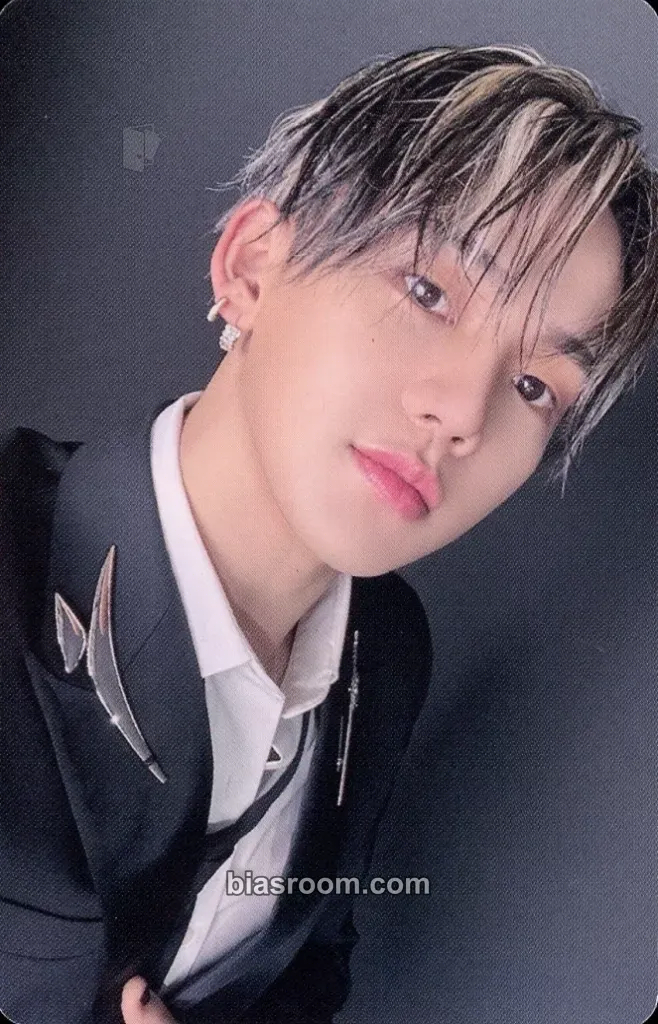 Choi Hyunsuk REBOOT Photocard - TREASURE - TREASURE K-pop photocard