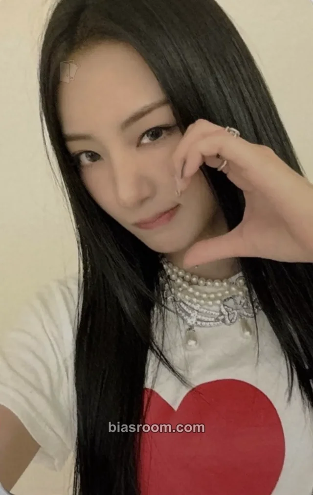 MEOVV - Gawon - BITE NOW Album everline fansign