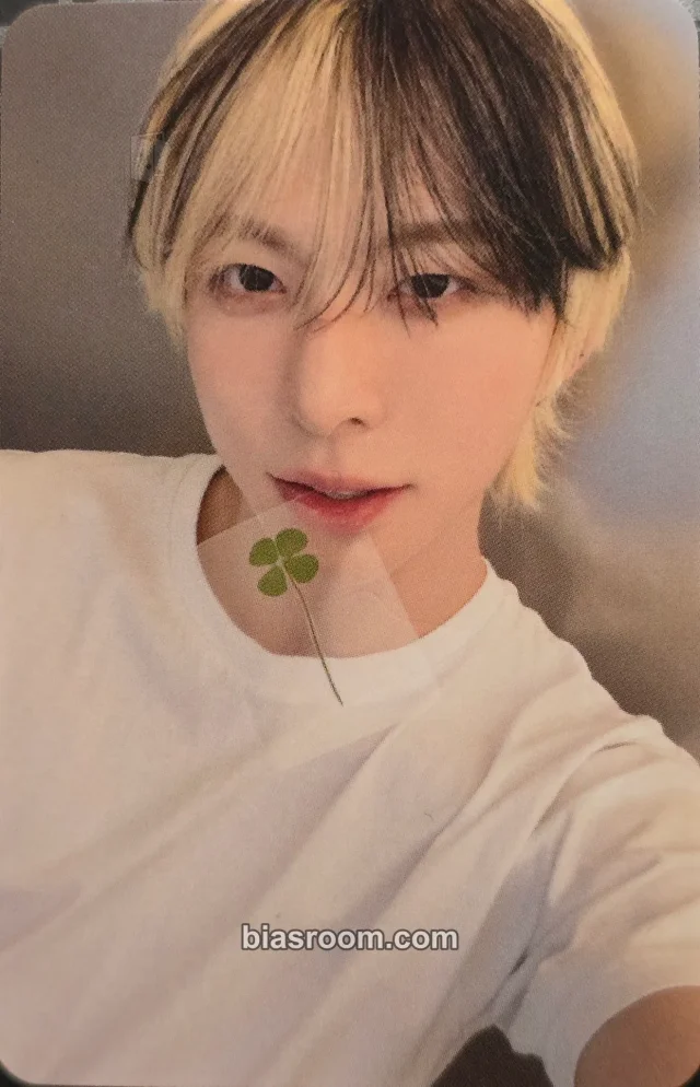 AMPERS&ONE - Jiho - DEFINITION Album soundwave lucky draw (LD) round 2 here version