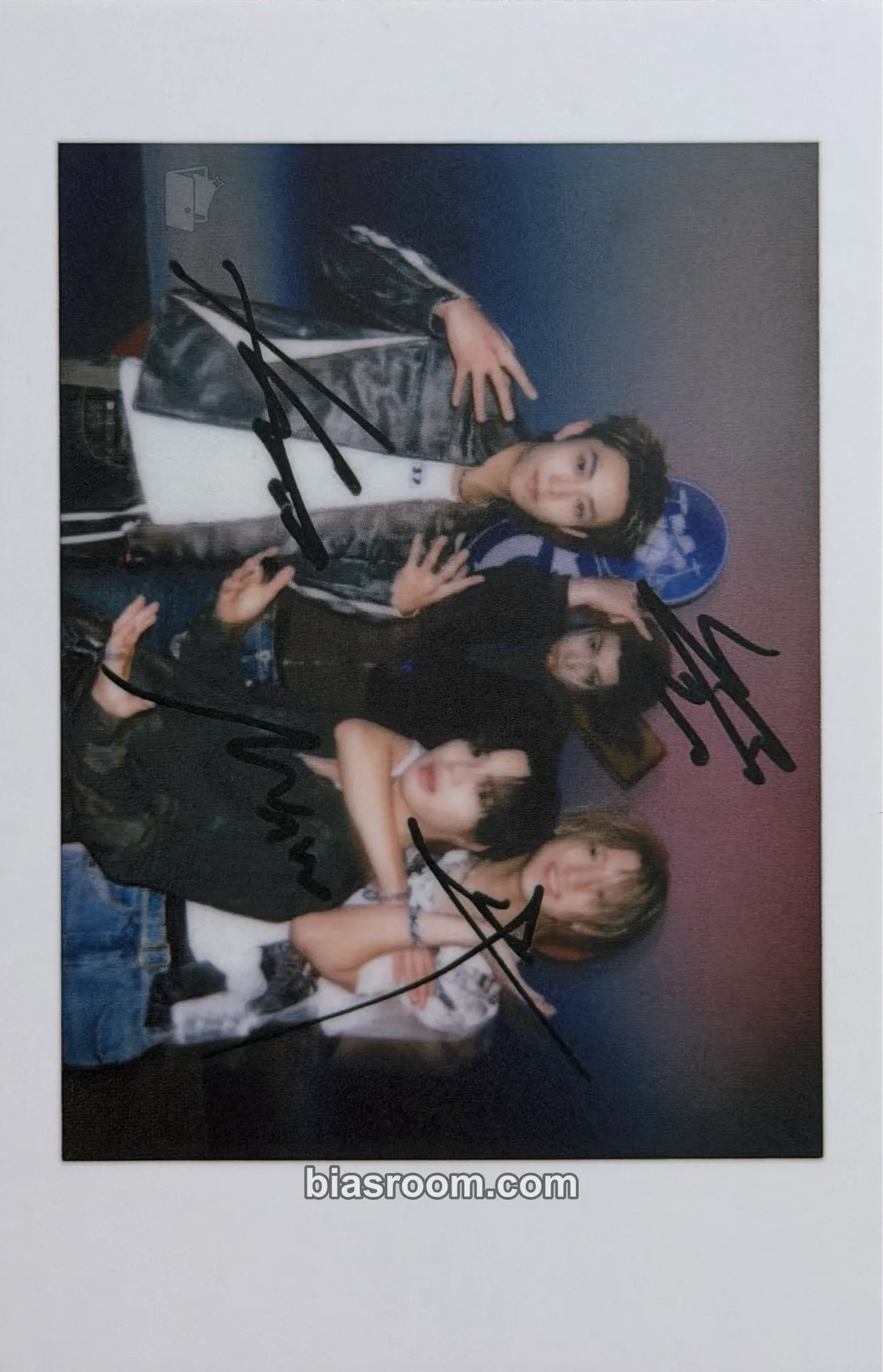 L'officiel Hommes Magazine Photocard - LNGSHOT - LNGSHOT K-pop photocard