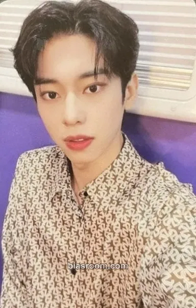 Donghyun 1st Online Concert - So Vivid Photocard - AB6IX - AB6IX K-pop photocard