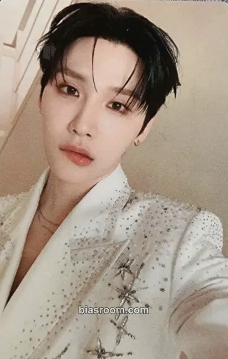 Woong 2026 AB6IX CONCERT ‘6IX TO SEVEN’ Photocard - AB6IX - AB6IX K-pop photocard