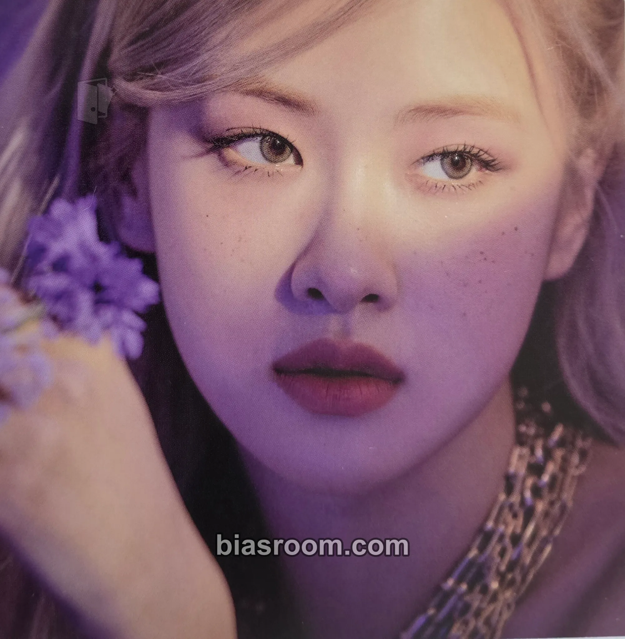 Rosé -R- (Rosé solo) Photocard - BLACKPINK - BLACKPINK K-pop photocard