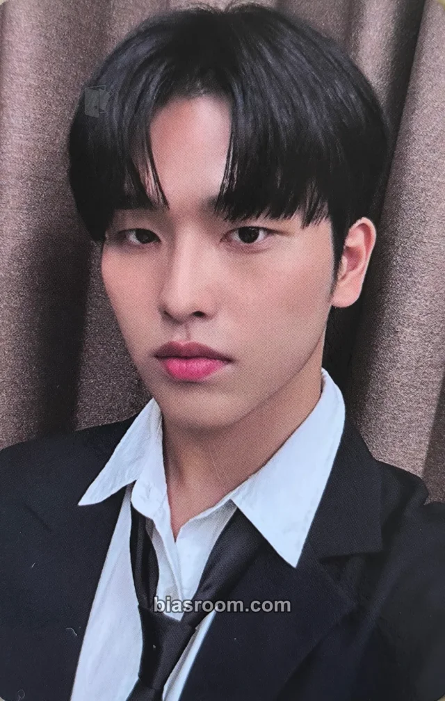 ONLEE - Seunghwan - Turn ON Album album photocard double-sided