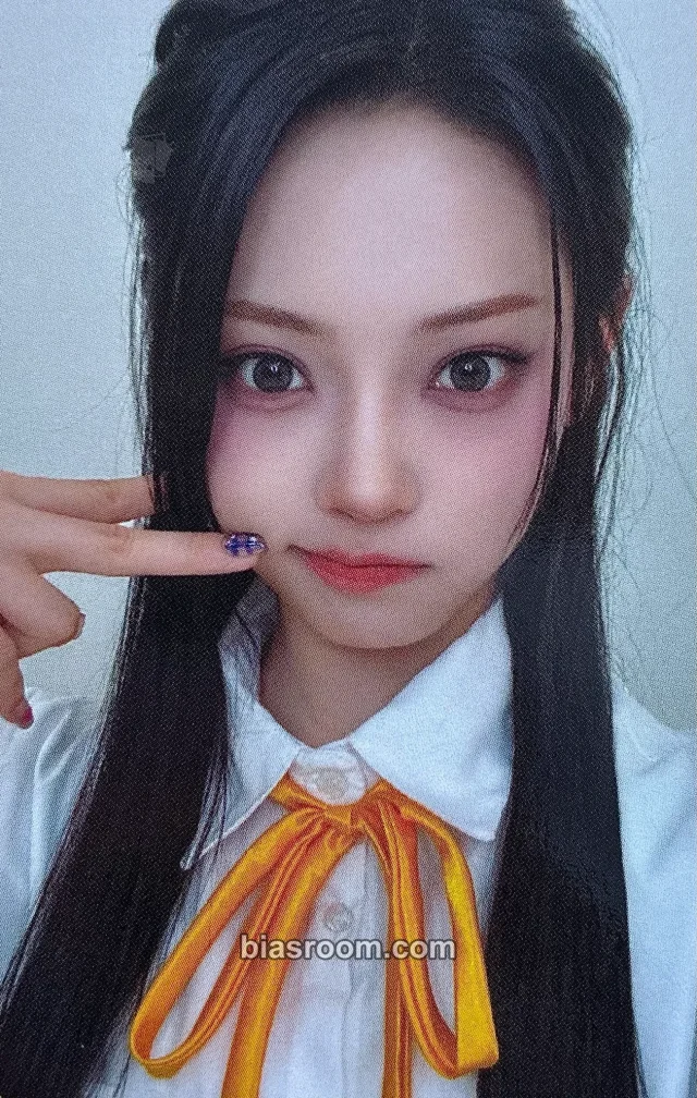 UNCHILD - Tina - We Are UNCHILD Album apple music fansign cafe event