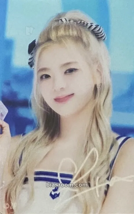Lia JYP JAPAN POPUP STORE 2023 Photocard - ITZY - ITZY K-pop photocard