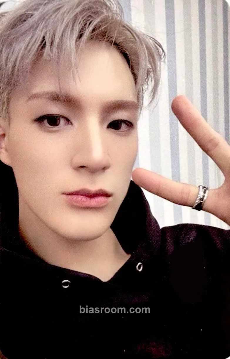 Jeno Go Back to the Future Photocard - NCT DREAM - NCT DREAM K-pop photocard