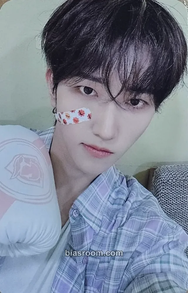 E’LAST - Baekgyeul - EVERLASTING Album jump up round 27 fansign