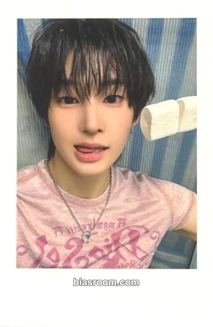 Kwak GiWoong itsnotover Photocard - idntt - idntt K-pop photocard