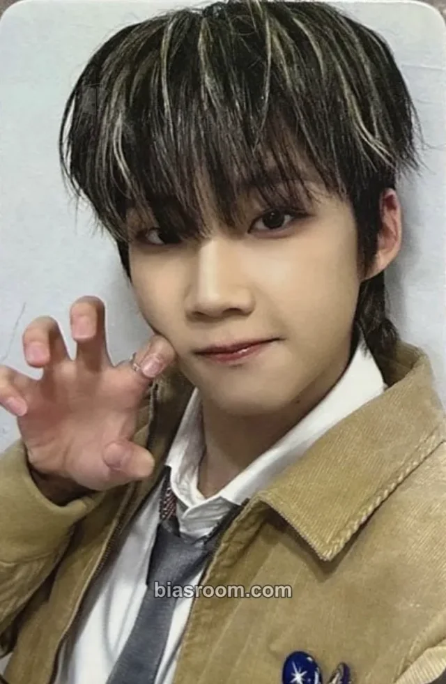 The Wind - Park Hayuchan - Only One Story Album jump up round 1 fansign