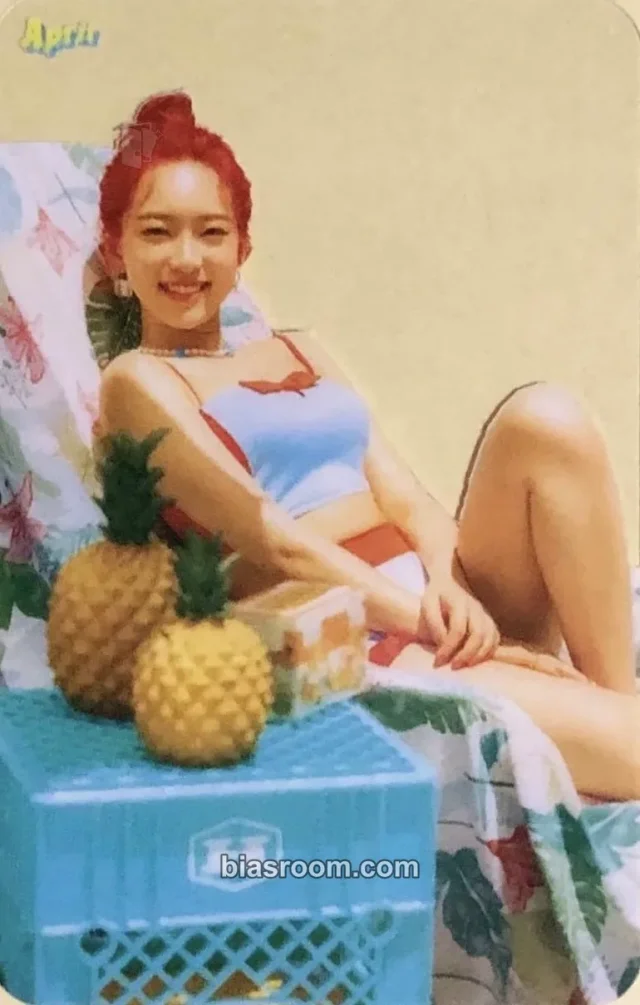APRIL - Yena - Hello Summer Album transparent/translucent fanclub/membership photocard set