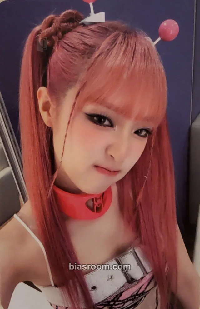 Yena - Yena - HATE XX Album pob (pre-order benefit)