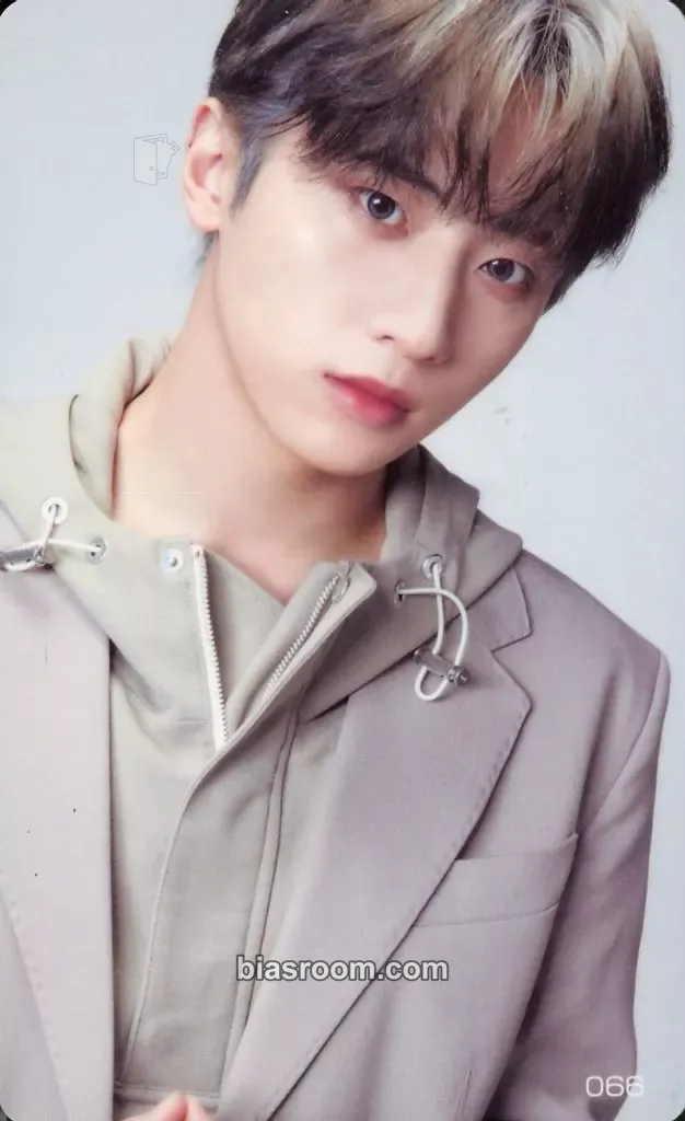 Fengfan DESTINED HORIZONS EXHIBITION Photocard - INI - INI K-pop photocard