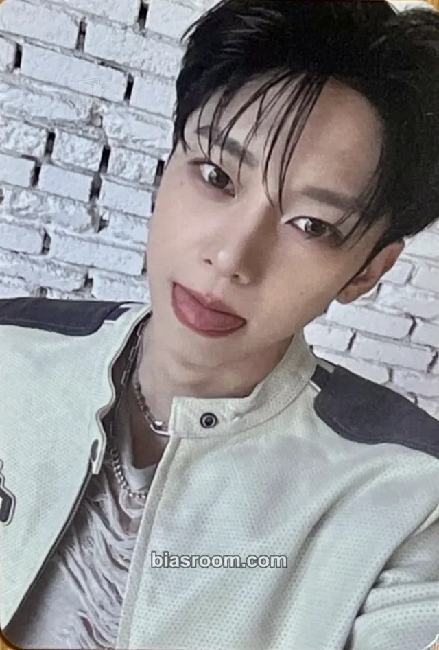 AB6IX - Donghyun - UPSIDE DOWN Album kiwee album album photocard up version