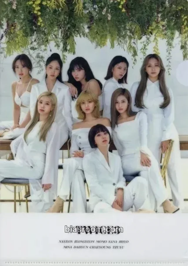 TWICE - #TWICE3 Album clear file lottery