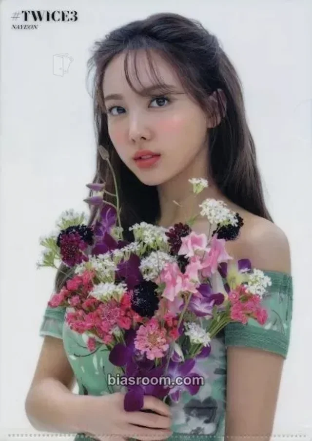 TWICE - Nayeon - #TWICE3 Album clear file lottery