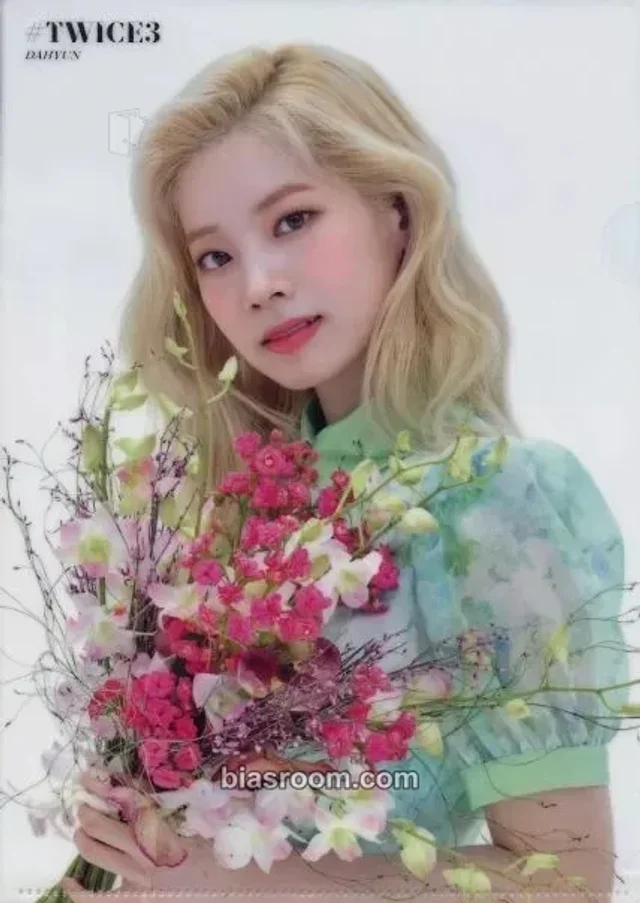 TWICE - Dahyun - #TWICE3 Album clear file lottery