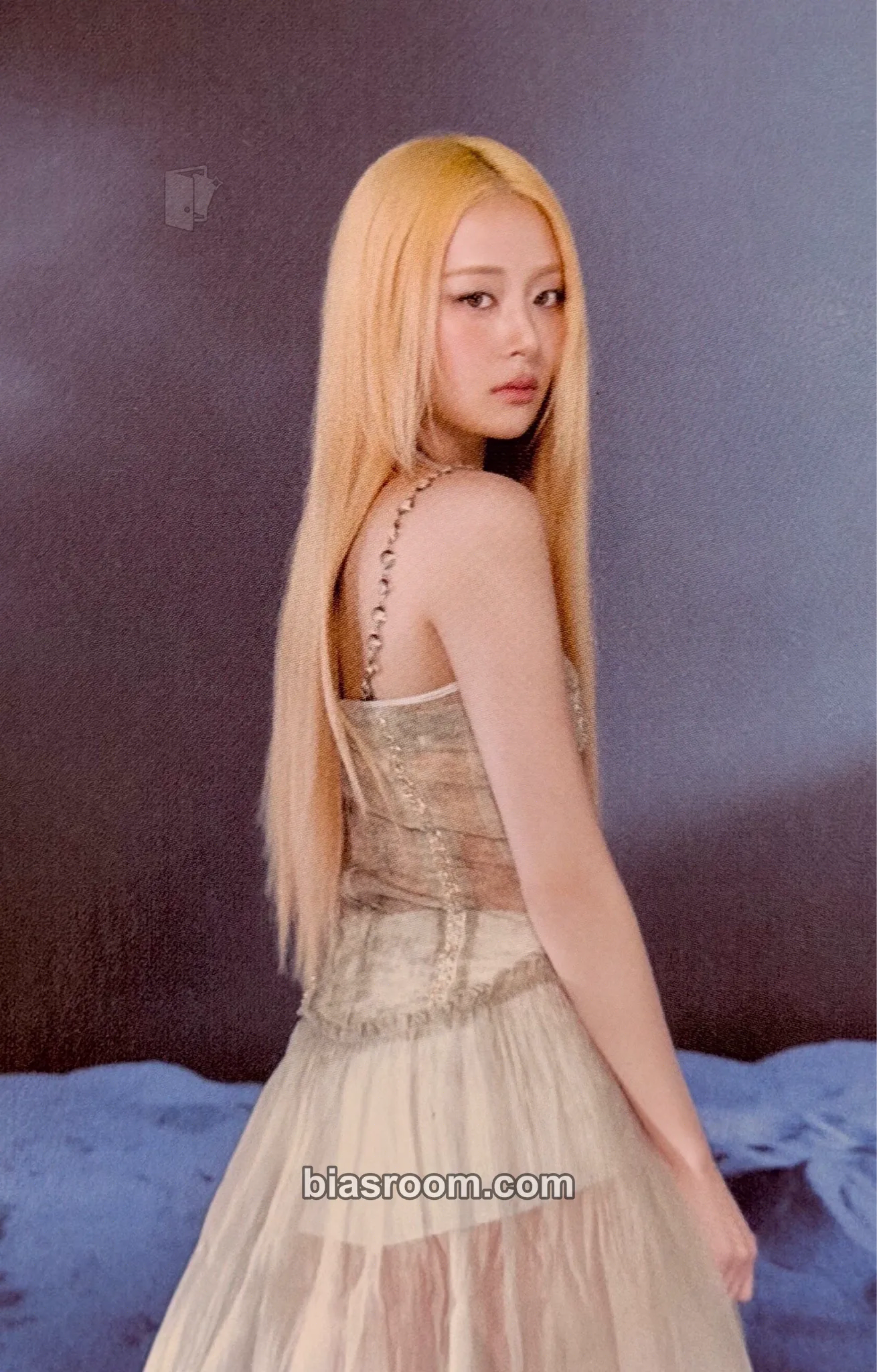 Huh Yunjin Pureflow Tour (2026) Photocard - LE SSERAFIM - LE SSERAFIM K-pop photocard