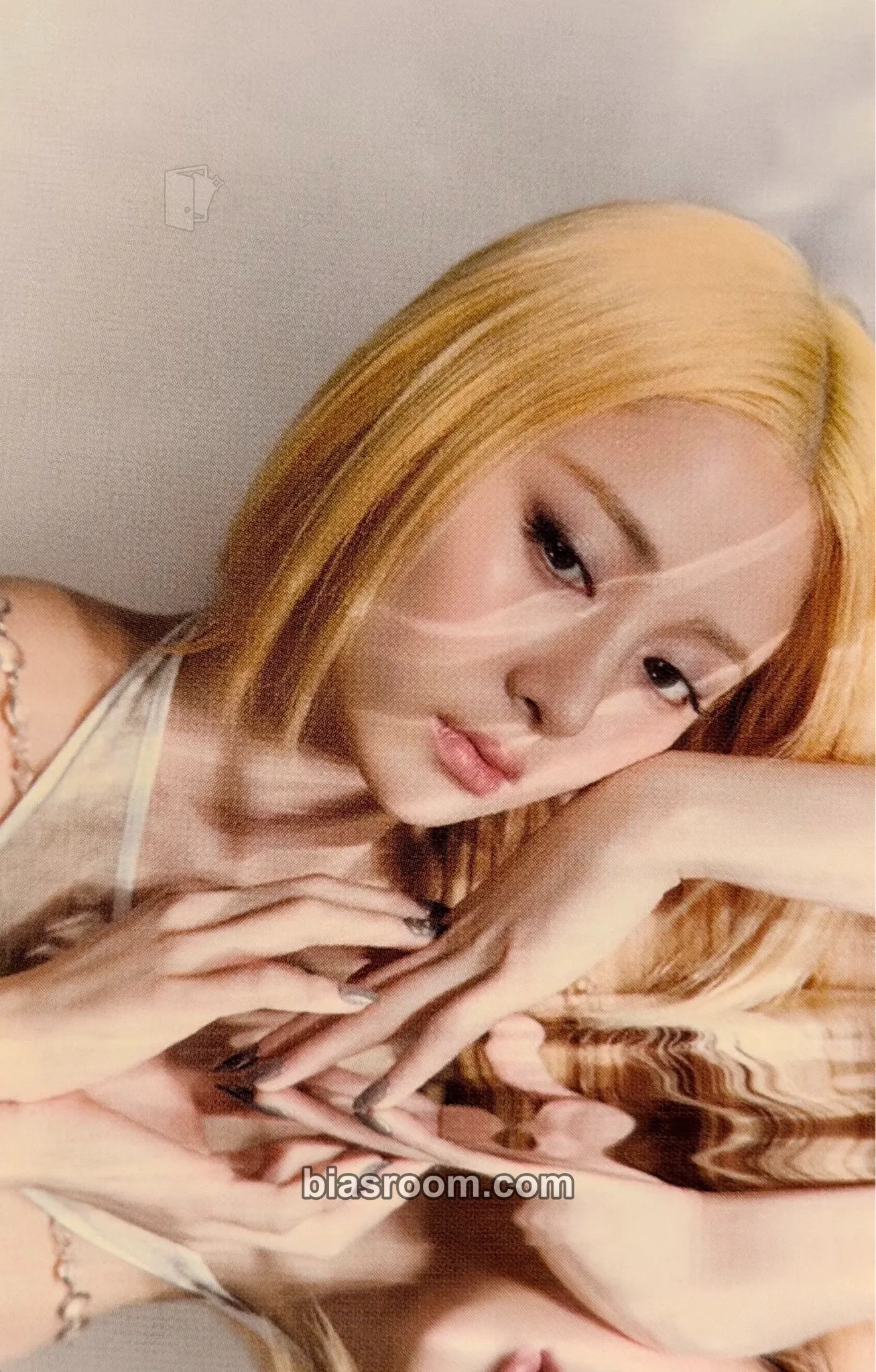 Huh Yunjin Pureflow Tour (2026) Photocard - LE SSERAFIM - LE SSERAFIM K-pop photocard