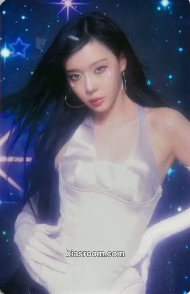 aespa - Winter - KISS N TELL Album pop-up trading card B version
