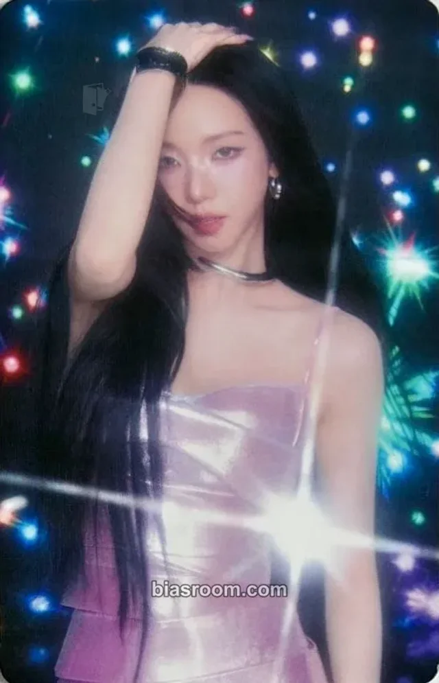 aespa - Karina - KISS N TELL Album pop-up trading card B version