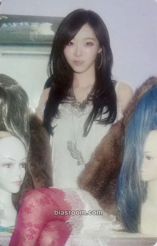 Giselle KISS N TELL Photocard - aespa - aespa K-pop photocard