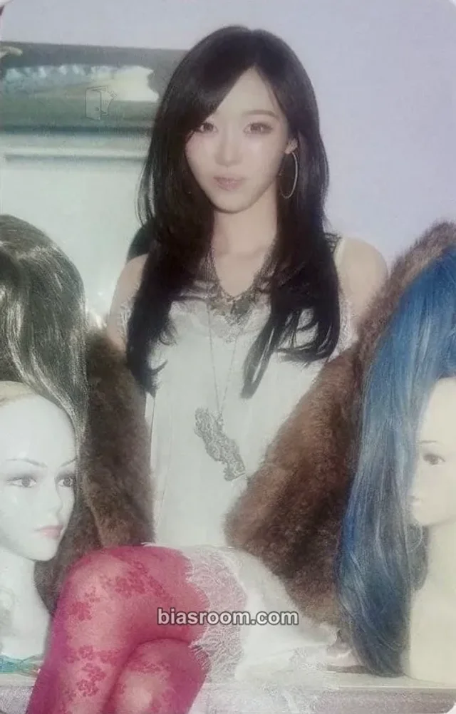 aespa - Giselle - KISS N TELL Album pop-up trading card A version