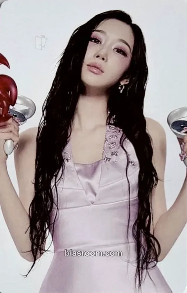 aespa - Giselle - KISS N TELL Album pop-up trading card B version