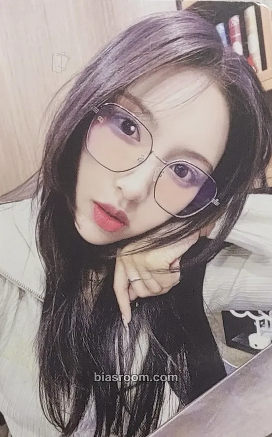 Chowon Honey or Spice Photocard - LIGHTSUM - LIGHTSUM K-pop photocard