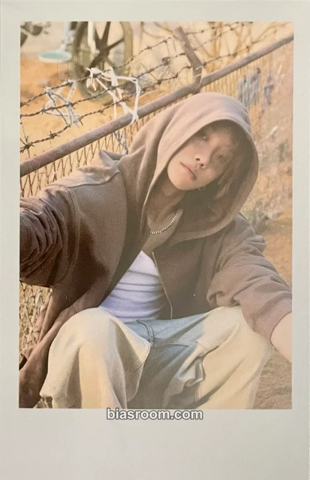 SEVENTEEN - The8 - V8 Album pob (pre-order benefit) polaroid aladin