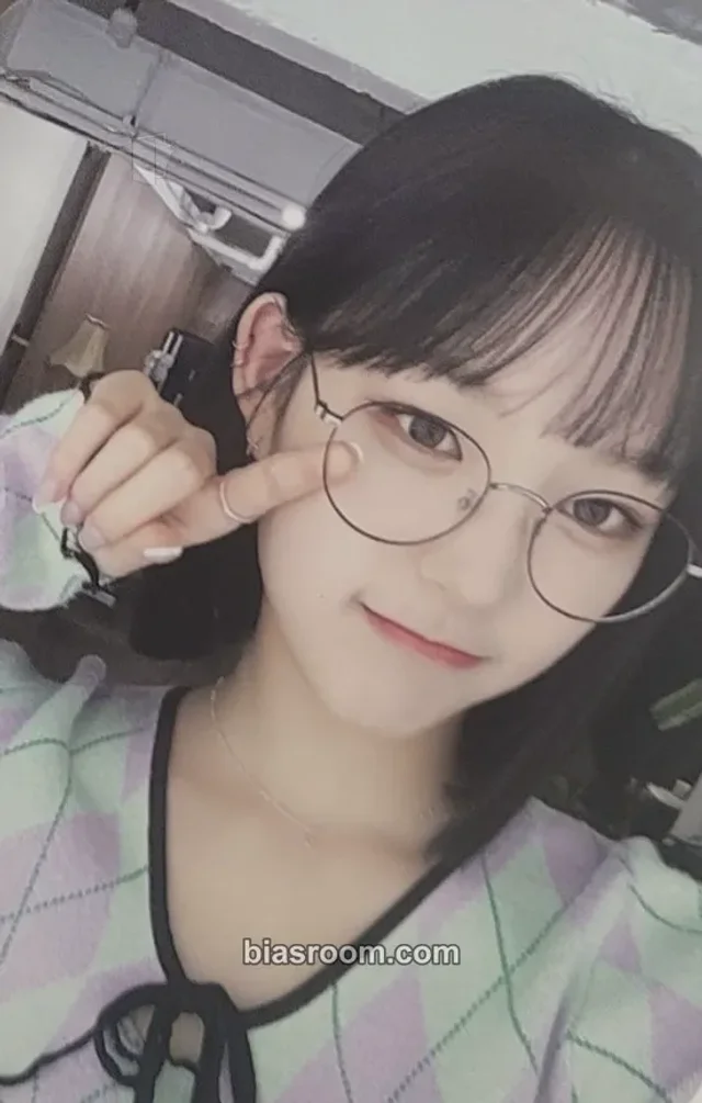 LIGHTSUM - Yujeong - Honey or Spice Album makestar round 1 fansign