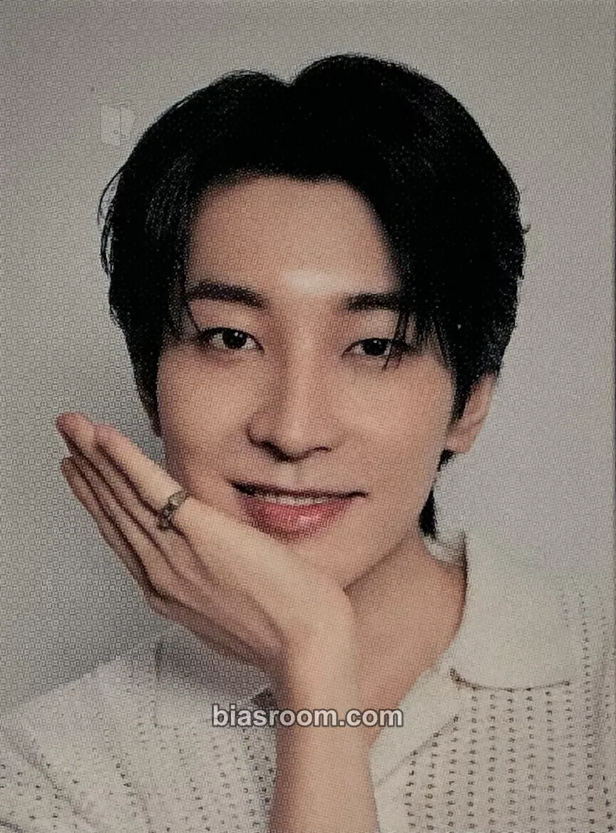 Wonwoo The Face Shop x Wonwoo Brand Collaboration Photocard - SEVENTEEN - SEVENTEEN K-pop photocard