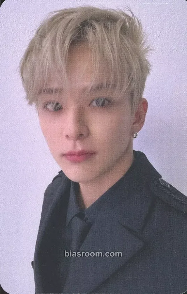 TREASURE - Asahi - REBOOT Album album photocard yg tag version japanese version version 2 selfie