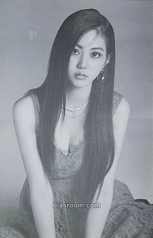 CLC - Eunbin - HELICOPTER Album sticker album inclusion