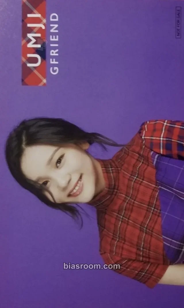 GFRIEND - Umji - Memoria / Yoru (Time for the Moon Night) Album handover event