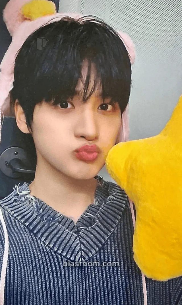 NOWZ - Yoon - IGNITION Album jump up video call (fancall)