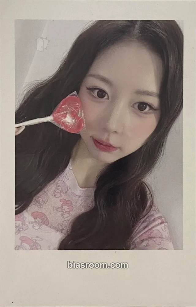 tripleS - Hyerin - Beyond Beauty Album video call (fancall) polaroid makestar round 1