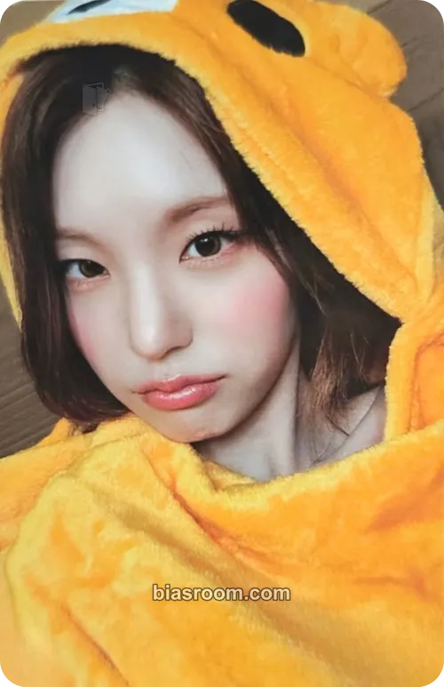 Yeji Motto Photocard - ITZY - ITZY K-pop photocard